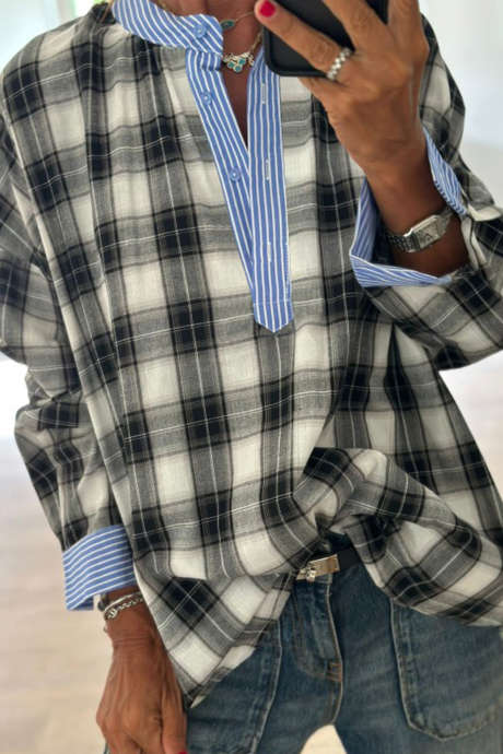 ブラックコントラストストライプエッジハーフプラケットチェックブラウス