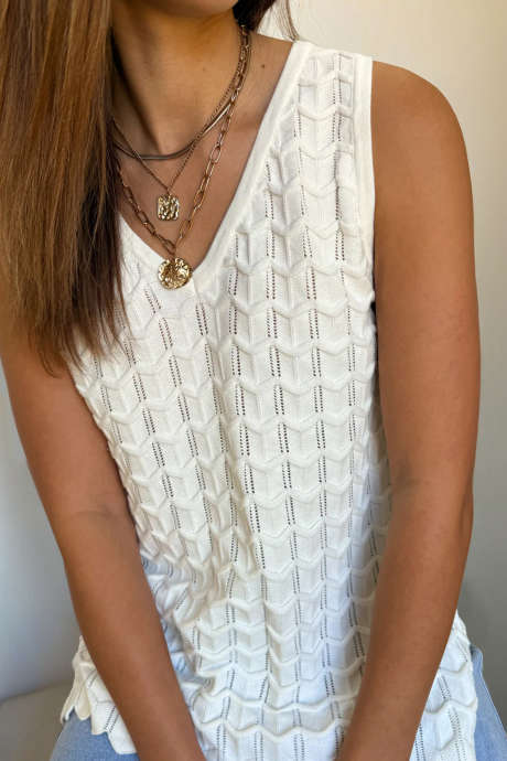 White Wavy Textured Knit V Neck Sweater Vest