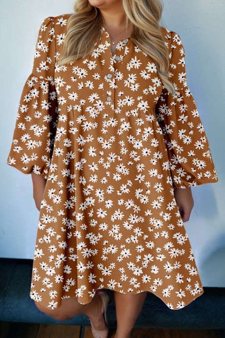 Abito kaki taglie forti con stampa floreale a margherite e bottoni, scollo a V e maniche a sbuffo