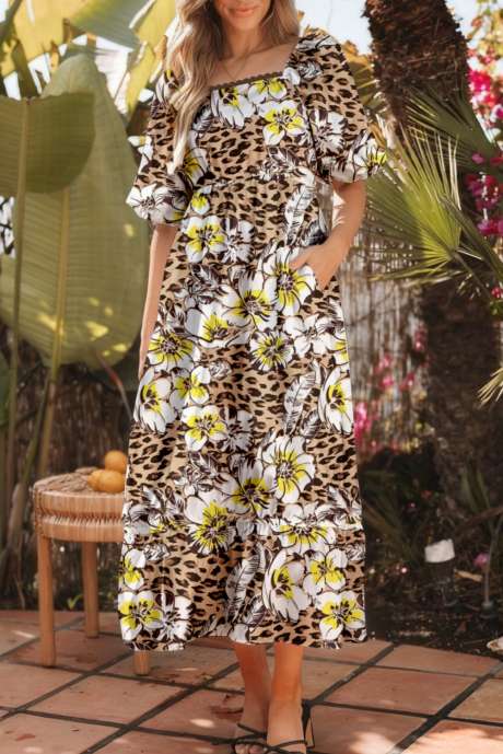 Robe kaki à imprimé floral léopard et bordure en ricac, col carré et manches courtes