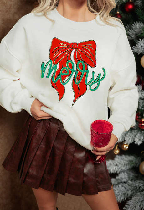 Белый, веселый, праздничный, с бантом, свободный свитер с открытыми плечами