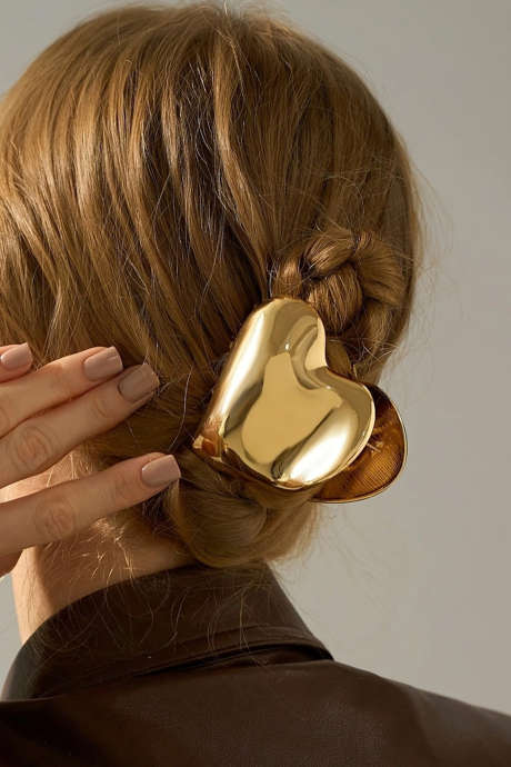 Vergoldete, herzförmige Haarspange