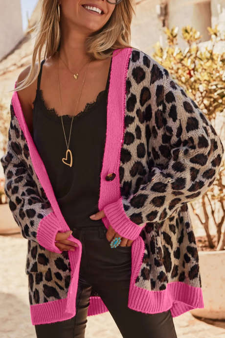 سترة كارديجان كبيرة الحجم بأزرار وطبعة جلد النمر باللون الكاكي