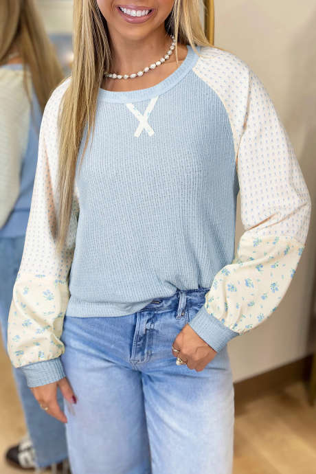 Beau Blue Textured Knit Color Block Floral Patchwork Top met lange mouwen