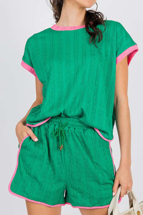 Felgroene, speelse, gestructureerde colorblock-afwerking, losvallend T-shirt en shorts met trekkoord, 2-delige set