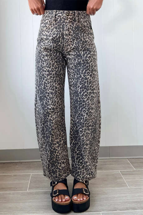 Svarta leopardmönstrade jeans med hög midja