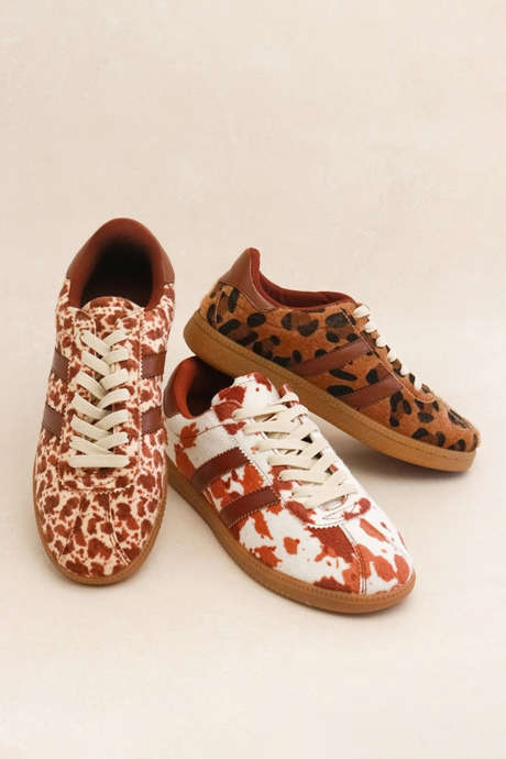Kasztanowe, retro, zamszowe buty sznurowane z kontrastowym wzorem zwierzęcym BH024115-P2017