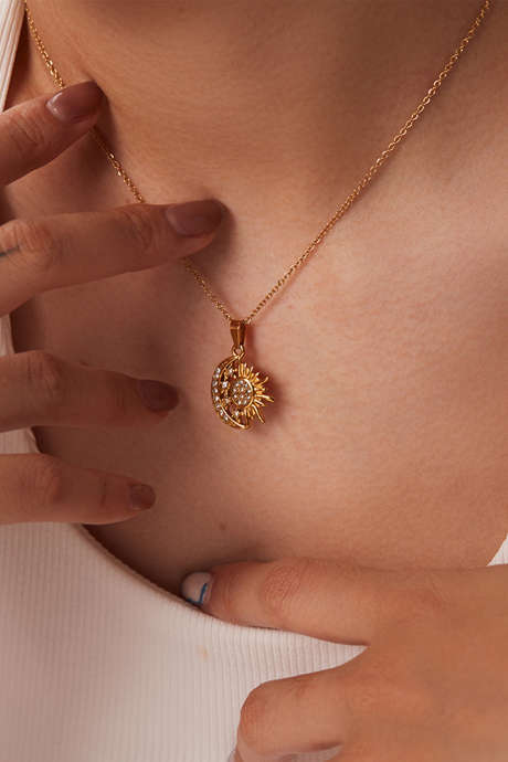 Zlatý pokovený náhrdelník Slunce, Měsíc, Hvězda a kamínky BH014627-P12