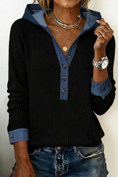 Czarny prążkowany, kontrastowy, dżinsowy, patchworkowy top z kapturem i długim rękawem