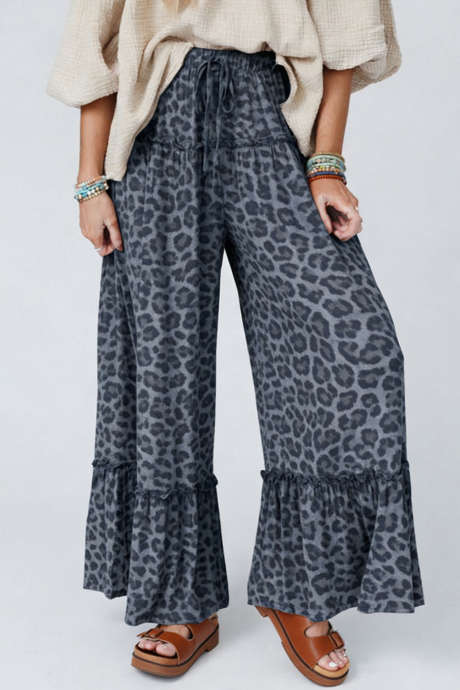 Szare spodnie z nadrukiem w panterkę, falbankami i ściągaczem w szerokie nogawki