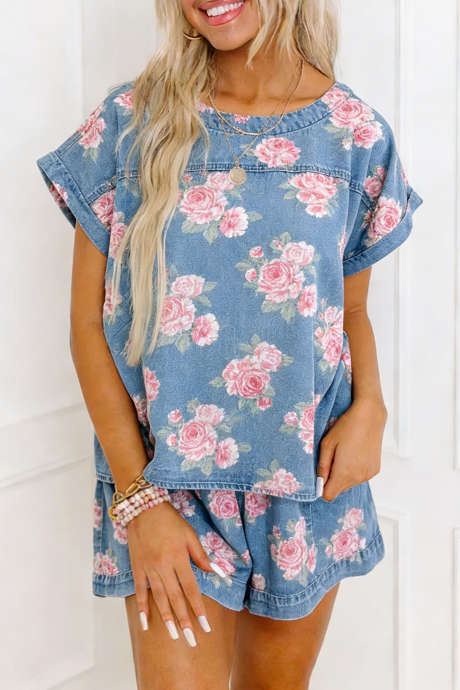 Nebesno moder retro cvetlični potisk, majica s kratkimi rokavi in ​​manšetami, ohlapne kratke hlače iz kavbojk, komplet 2 kosov