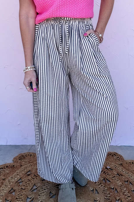 Černé pruhované kalhoty Smooth Sailing Stripe