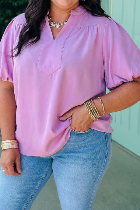 Phalaenopsis Plus Size Topp med hakk og korte puffermer