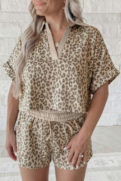 カーキ Vネックカラー ヒョウ柄 2点 ショートパンツセット