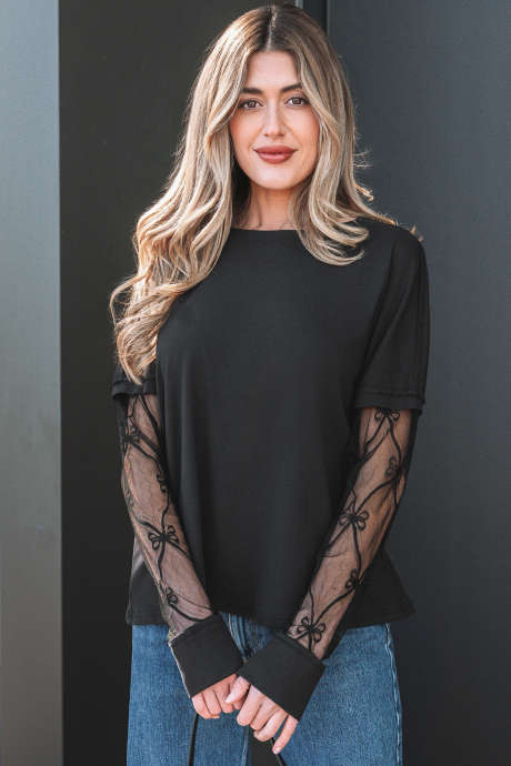 Czarny, jednolity kolor, teksturowana, patchworkowa koszulka z długim rękawem