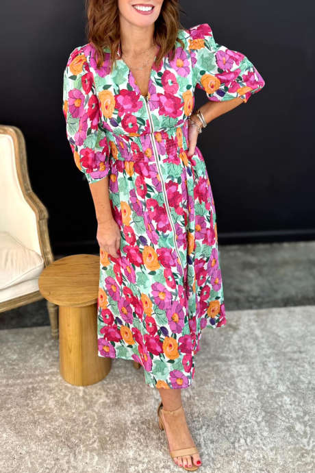 Rochie cu imprimeu floral vibrant, decolteu în V, mânecă jumătate și fermoar, cu fermoar