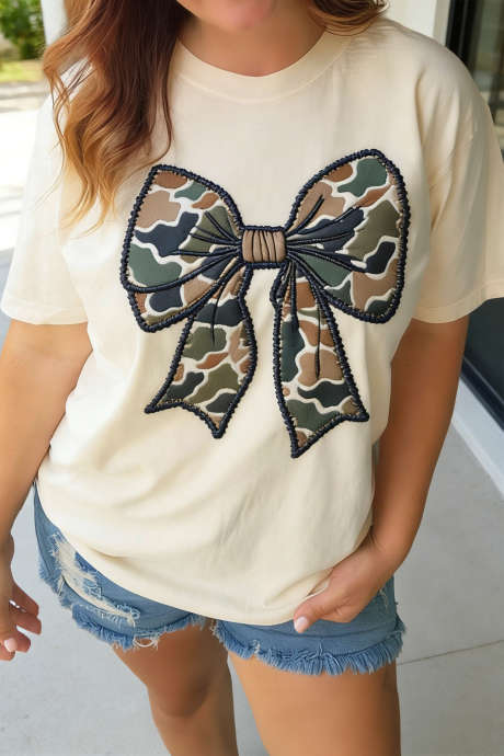 ホワイトカモフラージュリボン刺繍パッチ プラスサイズTシャツ