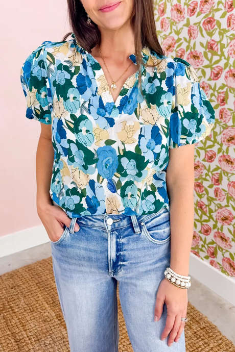 Sky Blue Floral Print Short Puff Sleeve V Neck Blouse LC25136382-P420