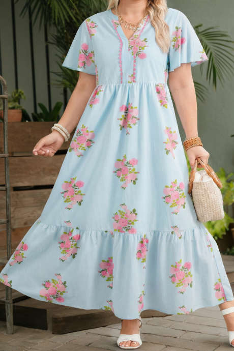 Taivaansininen kukkakuvioinen simpukkakoristeinen v-aukkoinen lyhythihainen levenevä mekko