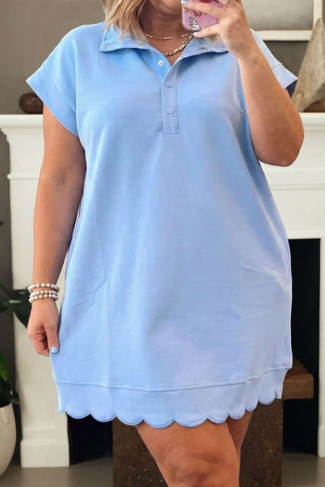 Beau Blå Plus Size Ensfarget Kamskjellkant Knappehals Pullover Minikjole PL6127452-P804