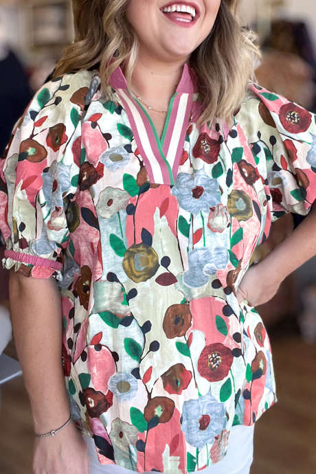 Chemisier rose à col en V et manches bouffantes courtes, grande taille, motif floral PL2515170-P1020