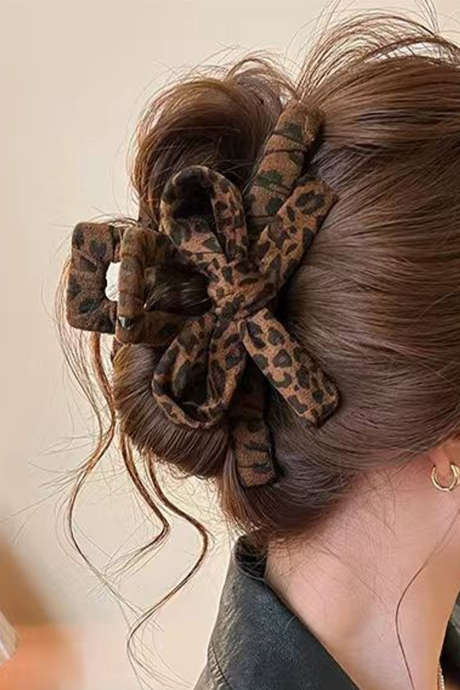 Chestnut Vintage Leopard Cloth Wrap Durable Plastic Hair Claw Clip BH043700-P2017