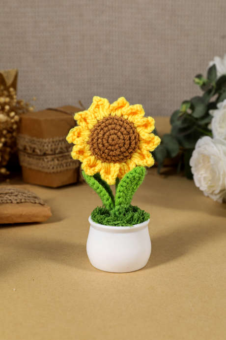 Jurassic Gold Crochet Sunflower Potted Home Decoration BH052072-P807