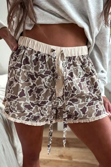 Kaki boksarice z naborki in kamuflažnim potiskom