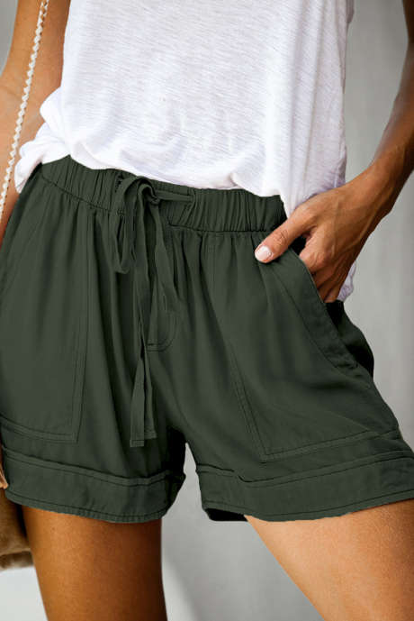 Groene Strive Tencel shorts met zakken LC771542-9