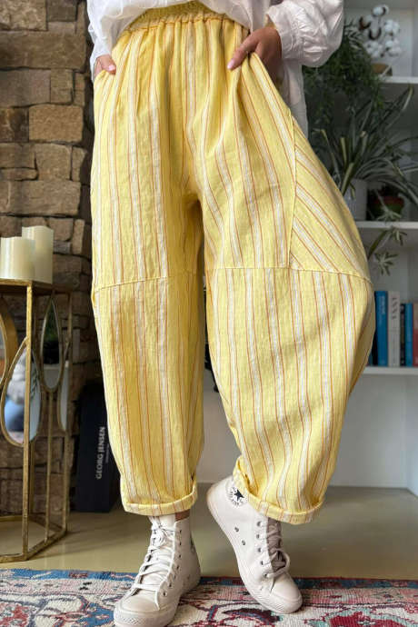 Pantaloni harem cu talie elastică și dungi galbene