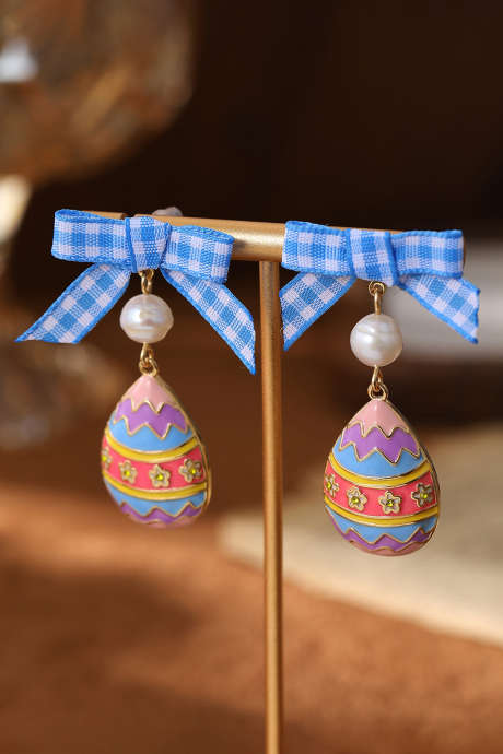 Gouden schattige paasei-oorbellen met ruitjespatroon en strik BH014839-P12