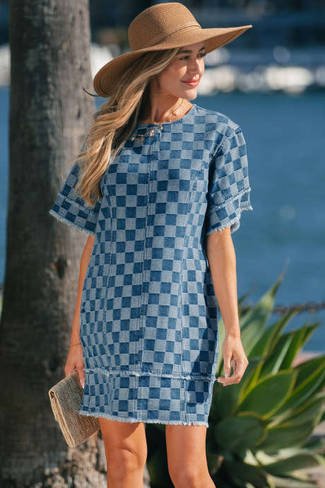 Nebesno modra karirasta jeans mini obleka z raztrganim robom