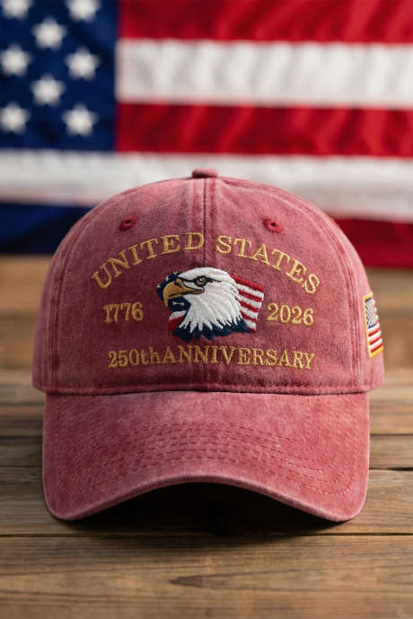 Mineralrød hatt for 250-årsjubileum i USA