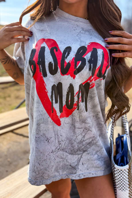Večbarvna abstraktna barvana tunika BASEBALL MOM s srčnim napisom