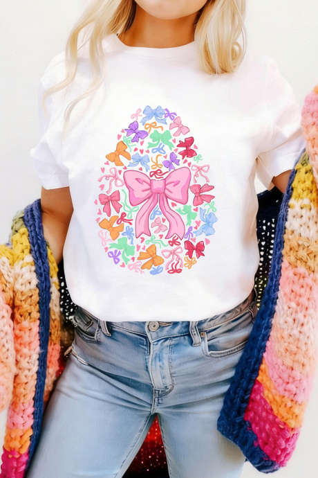Majica z velikonočnim potiskom in pentljo iz belega koketa