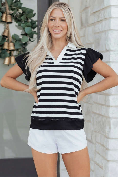 Svart stripete krage V-hals rysjert bluse med korte ermer