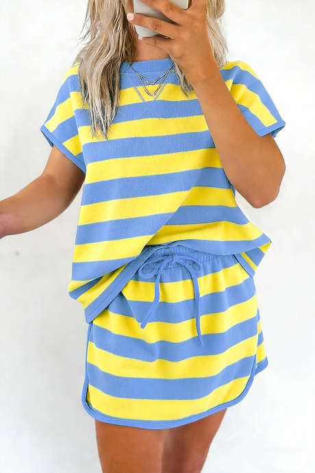 Gulstripet Dolman T-skjorte med snøring, atletisk skjørt, 2-delers sett