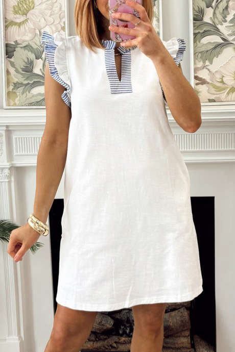 Hvit Kontraststripete Patchwork-kjole med Splittutringning og Volangkant Ermeløs