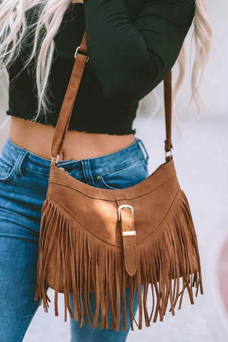 Geantă de umăr tip hobo cu franjuri, model boho, din piele întoarsă artificială, culoare cafea