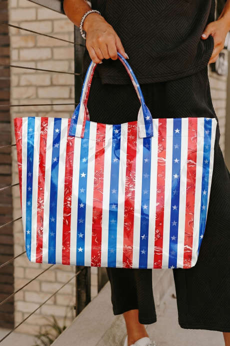 Geantă tote lucioasă din vinil, albastru-cer, cu model patriotic de stele și dungi