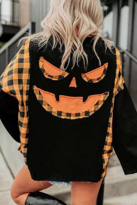 Itim na Oras ng Multo na Jack-O-Lantern na Pang-itaas na Mukha