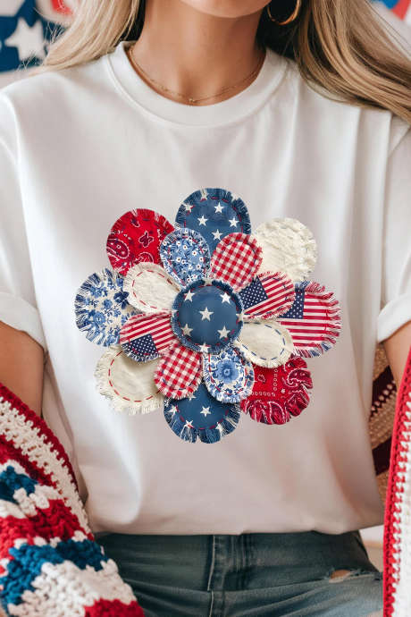 Hvit T-skjorte med patriotisk blomstertrykk og imitert lappeteppe LC25232142-1