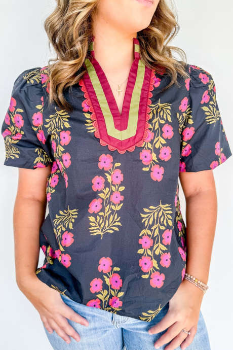 Černá bavlněná halenka s krátkým rukávem a květinovým potiskem, pruhovaným lemem Ricrac, plus size PL25134665-P220