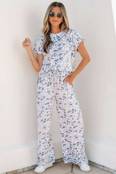 Set ng Beige Camouflage Print Twisted Rib Loose T-shirt Drawstring Pants