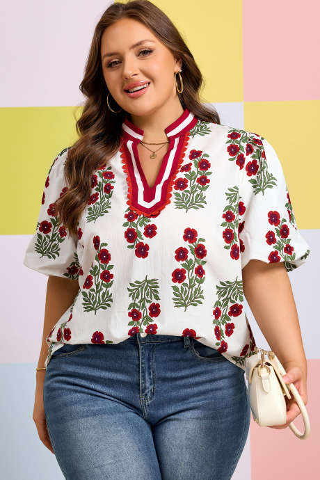Bílá bavlněná halenka s krátkým rukávem a květinovým potiskem, pruhovaným lemem Ricrac, plus size PL25134665-P120