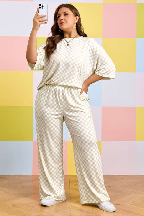Khaki Plus Size Checkered Print Half Sleeve Tee Loose Pants Two-piece Lounge Set PL151960-P1620