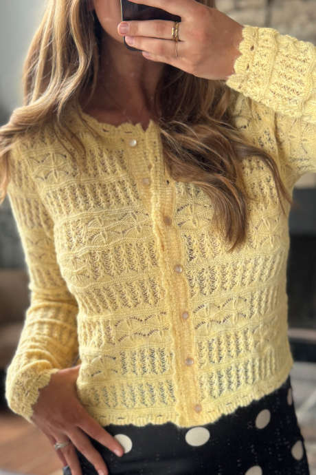 Yellow Casual Round Neck Long Sleeve Regular Fit Cardigan Knitwear
