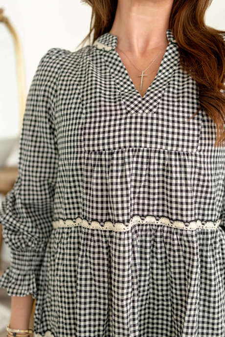 Black Plaid Shift Dress with Lace Trim and Puff Sleeves for Daily Casual Wear