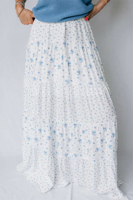Jupe maxi bohème bleu ciel taille haute à petits motifs floraux