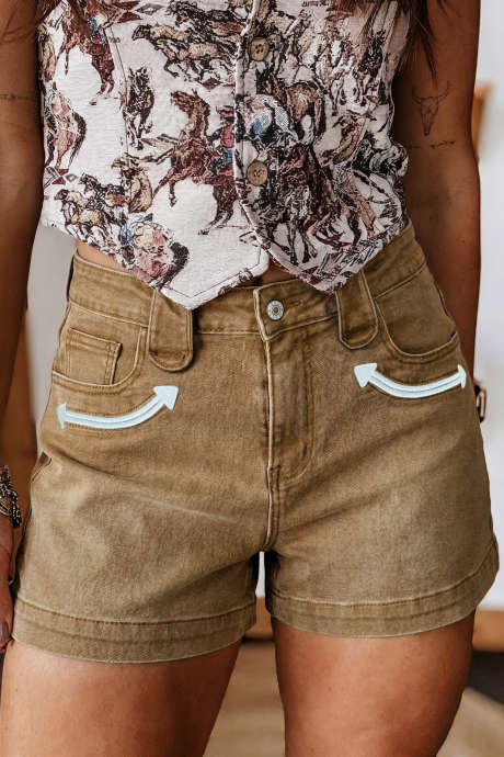 Pantaloni scurți western din denim kaki pal, cu detalii contrastante pe săgeți